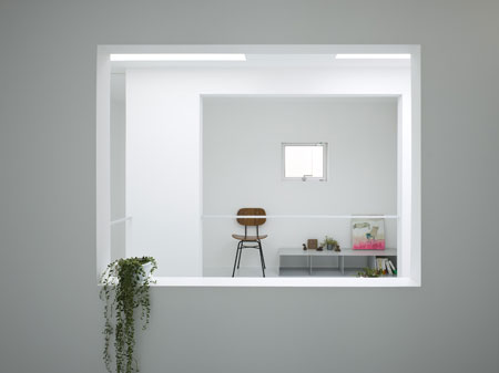 Japanese House Design With Garden Room Inside