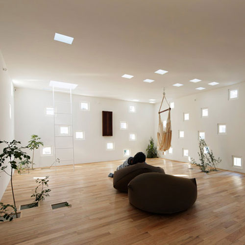 Japanese Living Room With 100 Windows