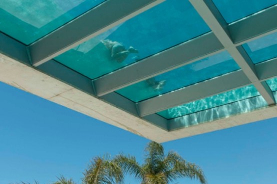 Jellyfish House With A Cantilevering Pool Rooftop