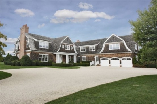 J.Lo’s Elegant Mansion In The Hamptons