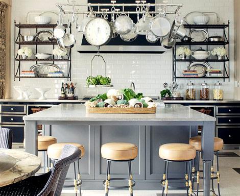 Kitchen islands with dining areas are quite popular nowadays. They solve several problems at once. Btw, cold gray looks great with warm beige.