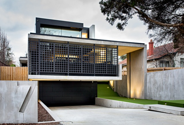 Laconic Minimalist House With Multi Colored Touches