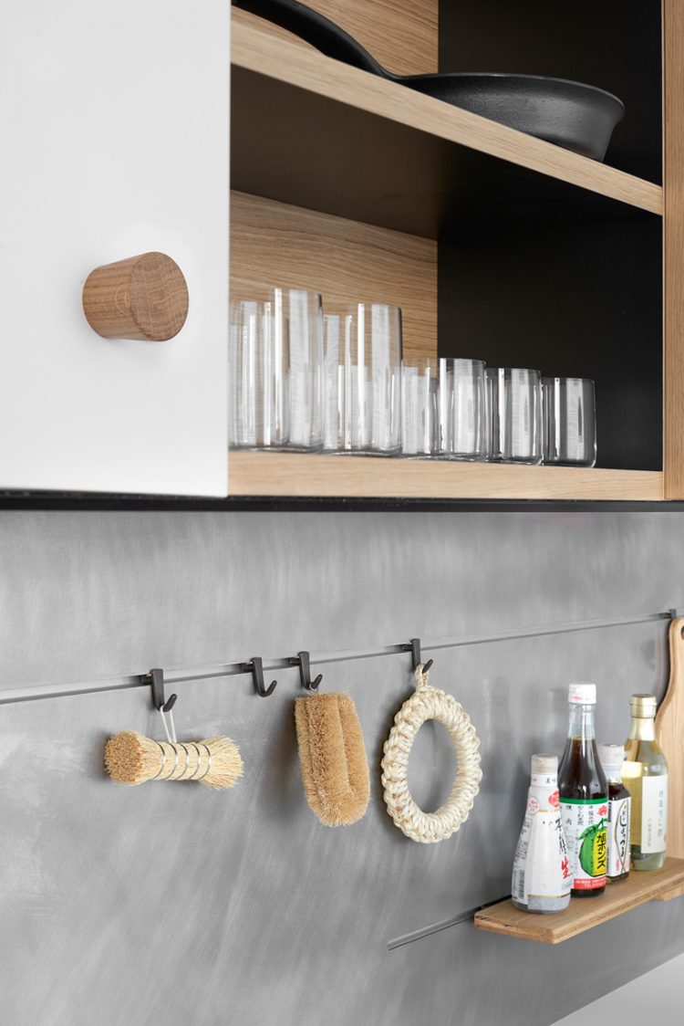 LEPIC Modern Kitchen Collection In A Range Of Materials And Finishes