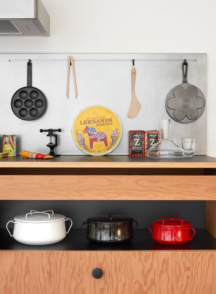 LEPIC Modern Kitchen Collection In A Range Of Materials And Finishes