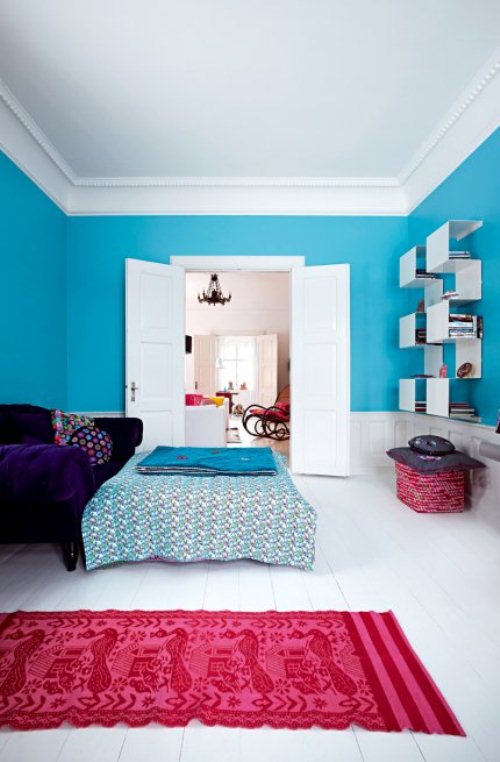 Light House With Bright Furniture And Accents