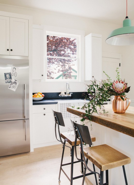 Lively And Stylish Kitchen Design With Mint Green Touches