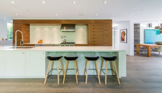 Lively Modern Vancouver Home With Bright Accents