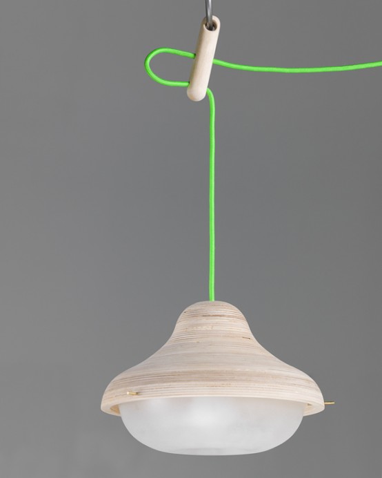 Smart Accents: Log Lamp With Bright Green Cord