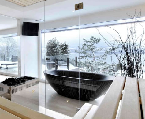 Luxurious Wooden Bathtubs