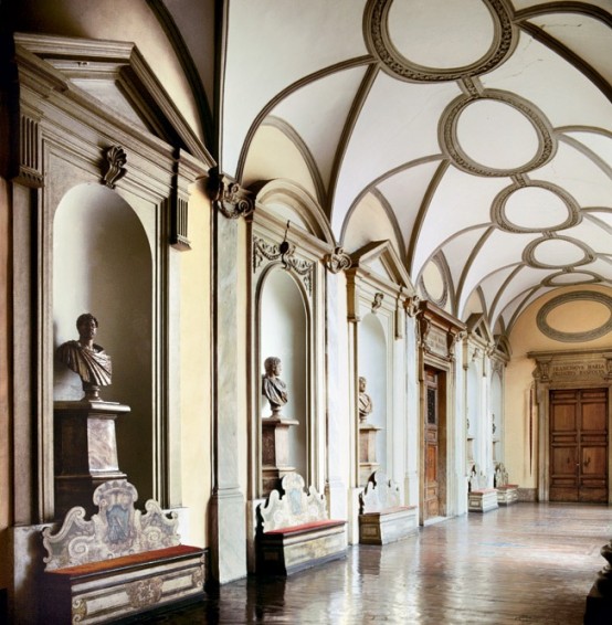 Luxury Apartment In Palace Style To Feel A Monarch