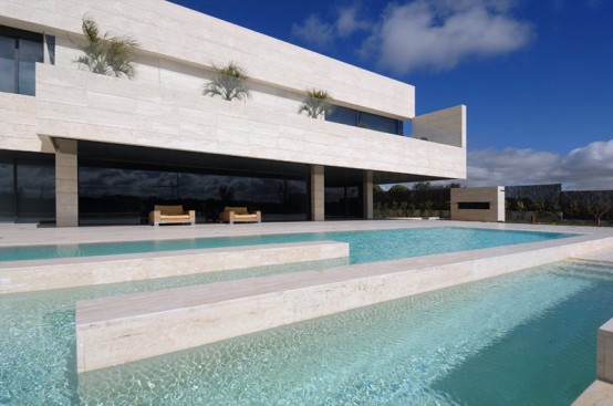 Luxury Minimalist House Design By A Cero