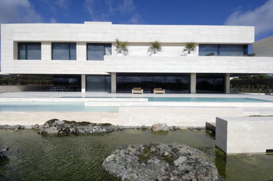 Luxury Minimalist House Design By A Cero