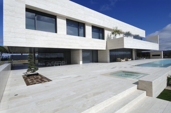 Luxury Minimalist House Design By A Cero