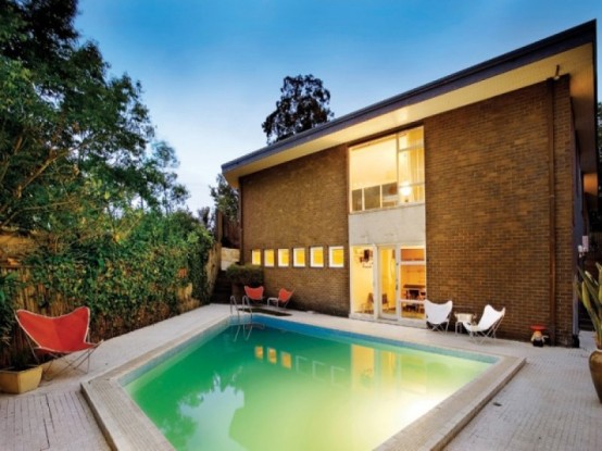 Mid Century House With Contemporary Design And Stunning Internal Courtyard