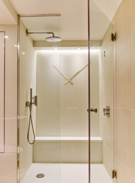 Mid Century London Apartment With Creamy Oak Interiors
