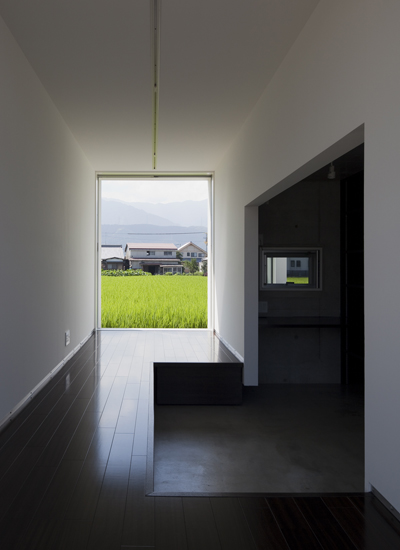 Minimalist House Design That Consist Of Small Rectangular Blocks