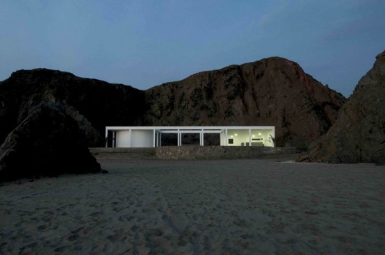 Minimalist House Located On Deserted Beach