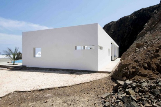 Minimalist House Located On Deserted Beach