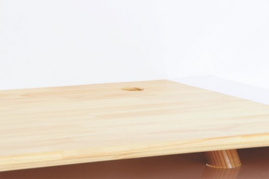 Minimalist Pacco Desk With Extra Storage Space