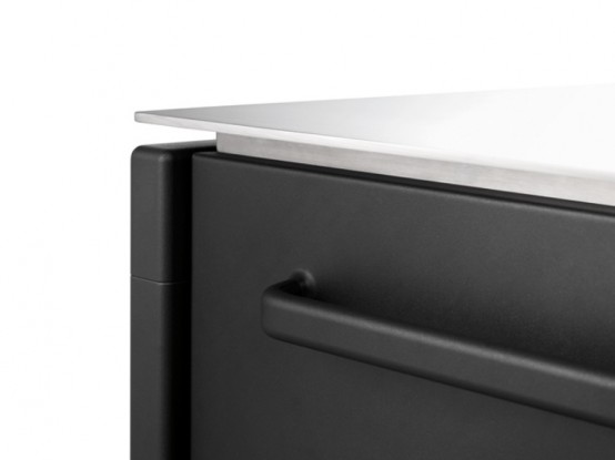 Minimlist Stainless Steel Kitchen