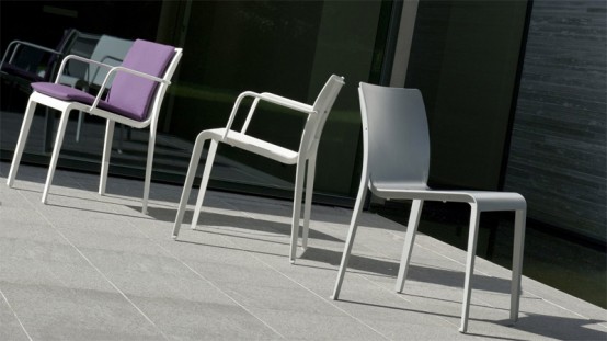 Mirthe Minimalist Outdoor Table And Chairs