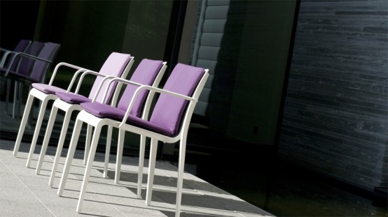 Mirthe Minimalist Outdoor Table And Chairs