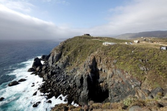 Modern Clifftop House With Spectacualr Views