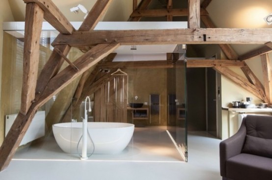 Modern House With Exposed Beams And Trees Decor Theme