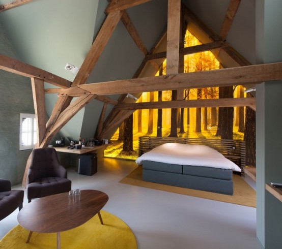 Modern House With Exposed Beams And Trees Decor Theme