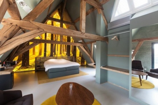 Modern House With Exposed Beams And Trees Decor Theme