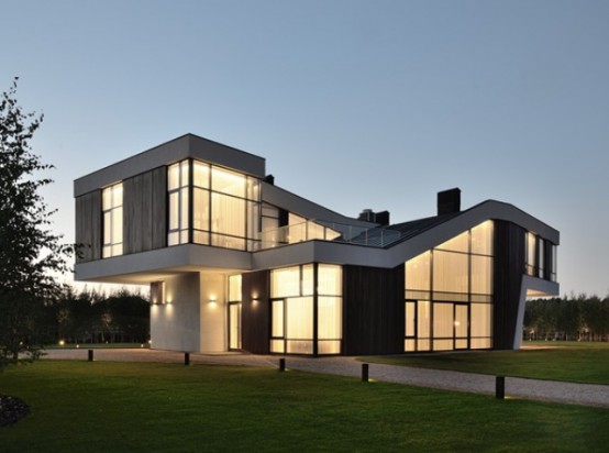 Modern Mid Century House With Bold Humorous Touches