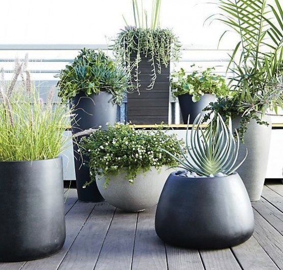 52 modern planters to make your outdoors stylish - digsdigs