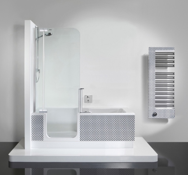 Modern Shower And Tub Unit In One
