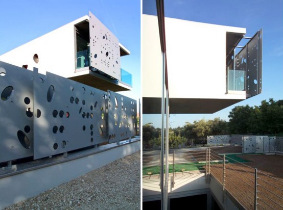 Modern Style House Looking Towards The Hill