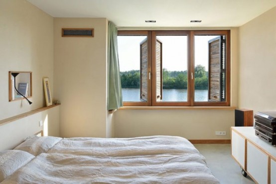Modern Wooden Residence On The Lake Shore