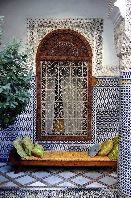 30 Moroccan Inspired Tiles Looks For Your Interior Digsdigs Moroccan Inspired Tiles Looks For Your Interior