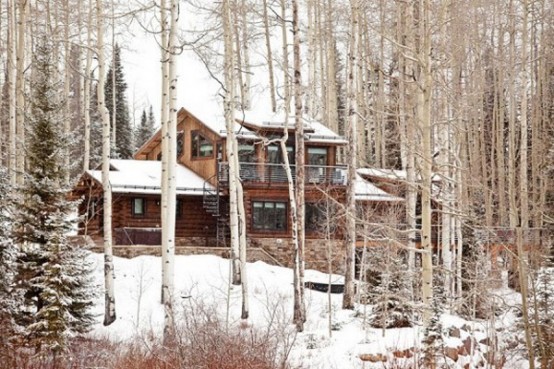 Mountain Lodge With Rustic And Modern Details