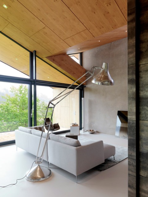 Mountain View House With Panoramic Alpine Views