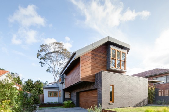 Naremburn House That Shifts Volumes And Geometries