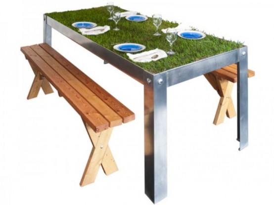 Natural Grass Dining Table For A Big City Picnic