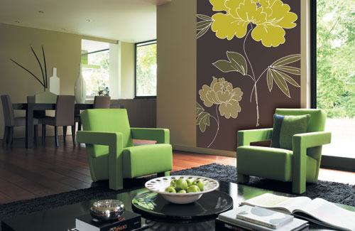 Neutral Living Room With Panoramic Colorful Fabric On A Wall Neutral Living Room With Panoramic Colorful Fabric On A Wall