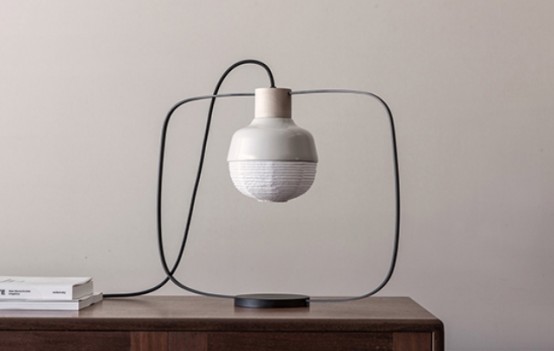 New Old Light Table Lamp Combining Eastern And Western Features