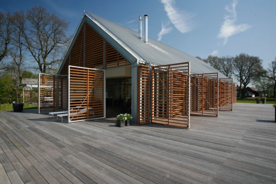 Old Barn Turned Into A Modern House With Unusual Architecture