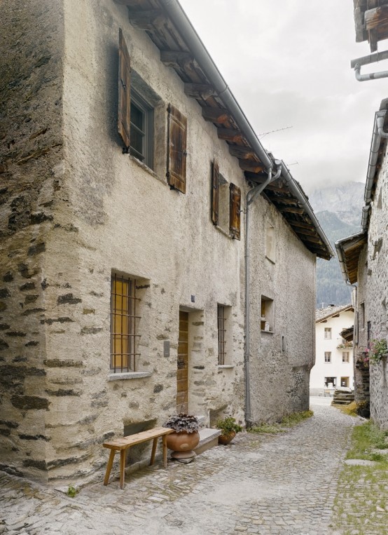 Old House Where Rustic Meet Modern Design