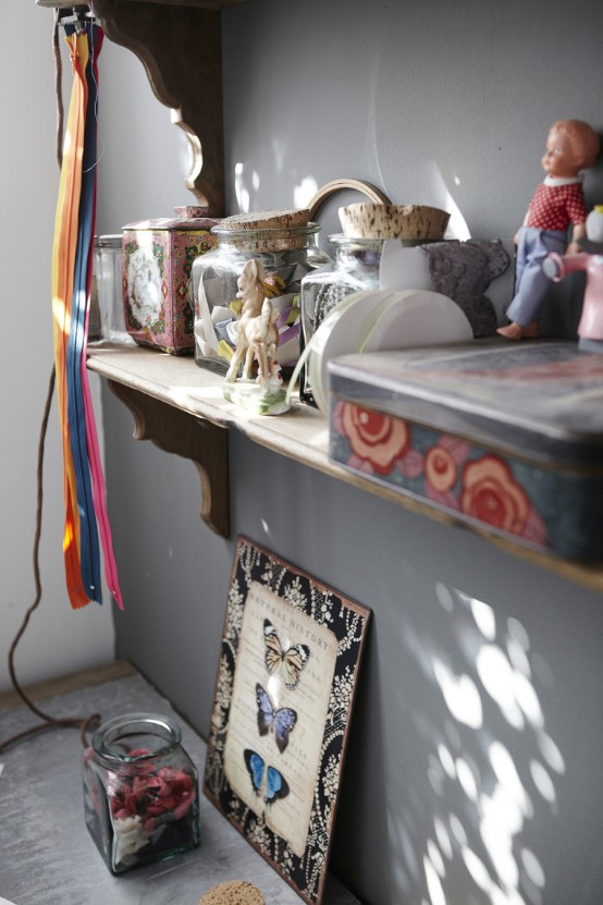 Old Waffle Factory Turned Into A Cozy Industrial House DigsDigs