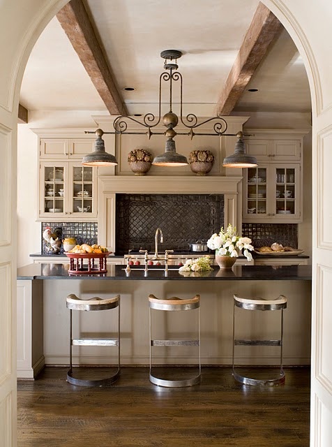 a vintage pendant lamp cluster of rusty metal is a stylish idea for a rustic, industrial or vintage space, and it will give charm to the space