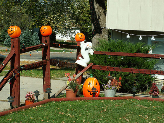 Outdoor Hallowen Decorating Ideas