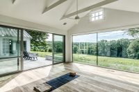 perfect sunroom for some yoga exercises