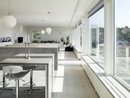 Swedish House Design With A Large Balcony Plastic By Unit Plastic House