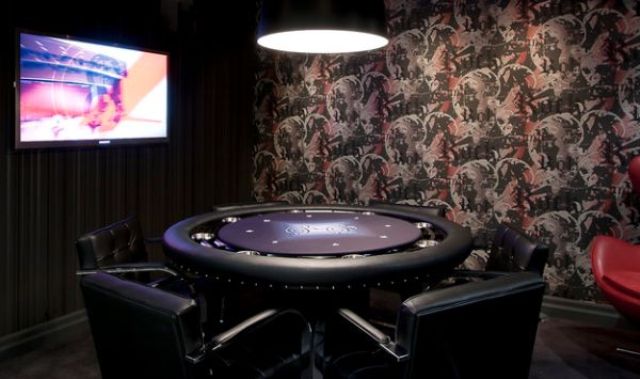 moody basement poker room
